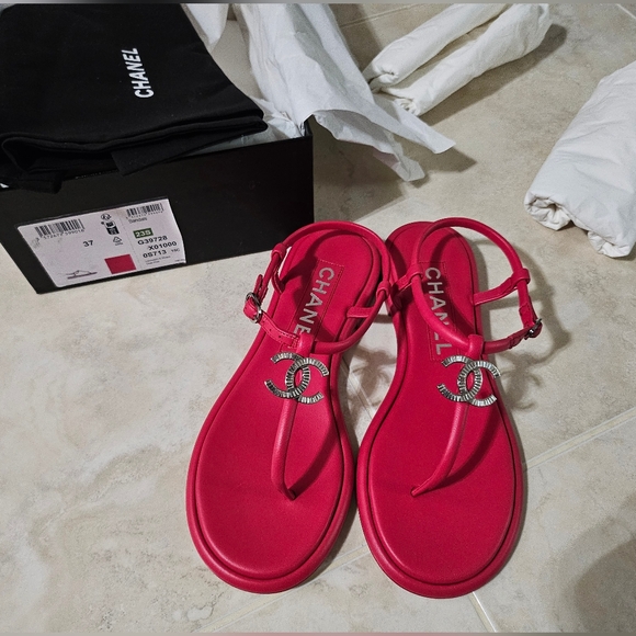 Chanel shoes - Picture 6 of 6